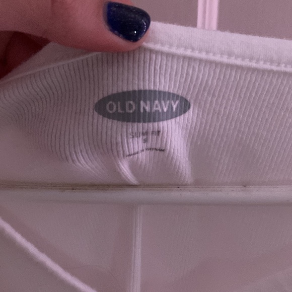 Old Navy Women’s Henley Top - Picture 3 of 3